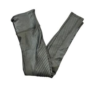 SPANX Medium Skinny‎ Gray Shiny Nylon Blend Textured Leggings